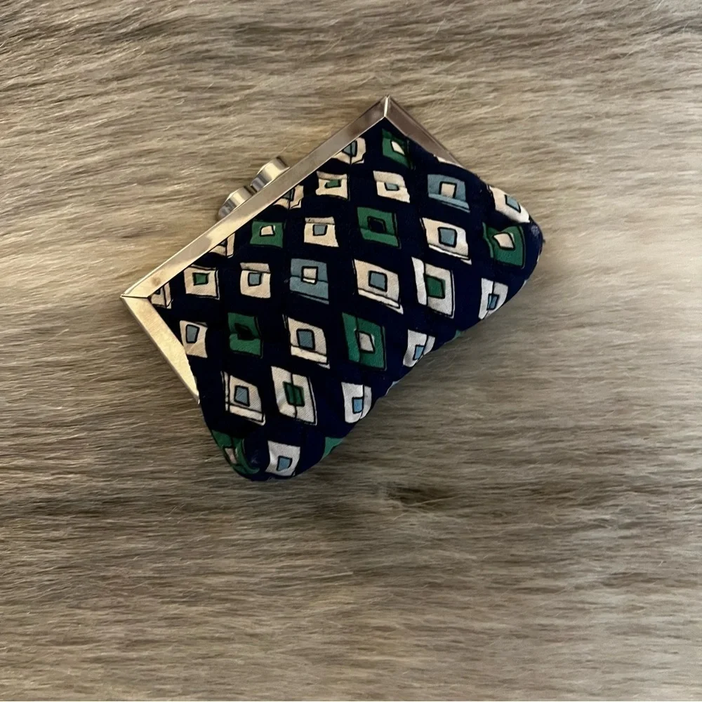 VERA BRADLEY Mediterranean Blue 2008 Kiss Lock Coin Purse Blue Green White Y2K